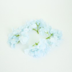 Artificial flower head
