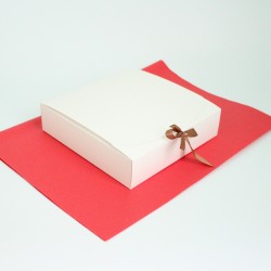 Gift box L size 6*23*23cm 1pcs