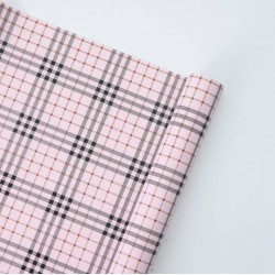 Ūdensizturīgais ziedu un dāvanu iepakojums BURBERRY 20loksnes